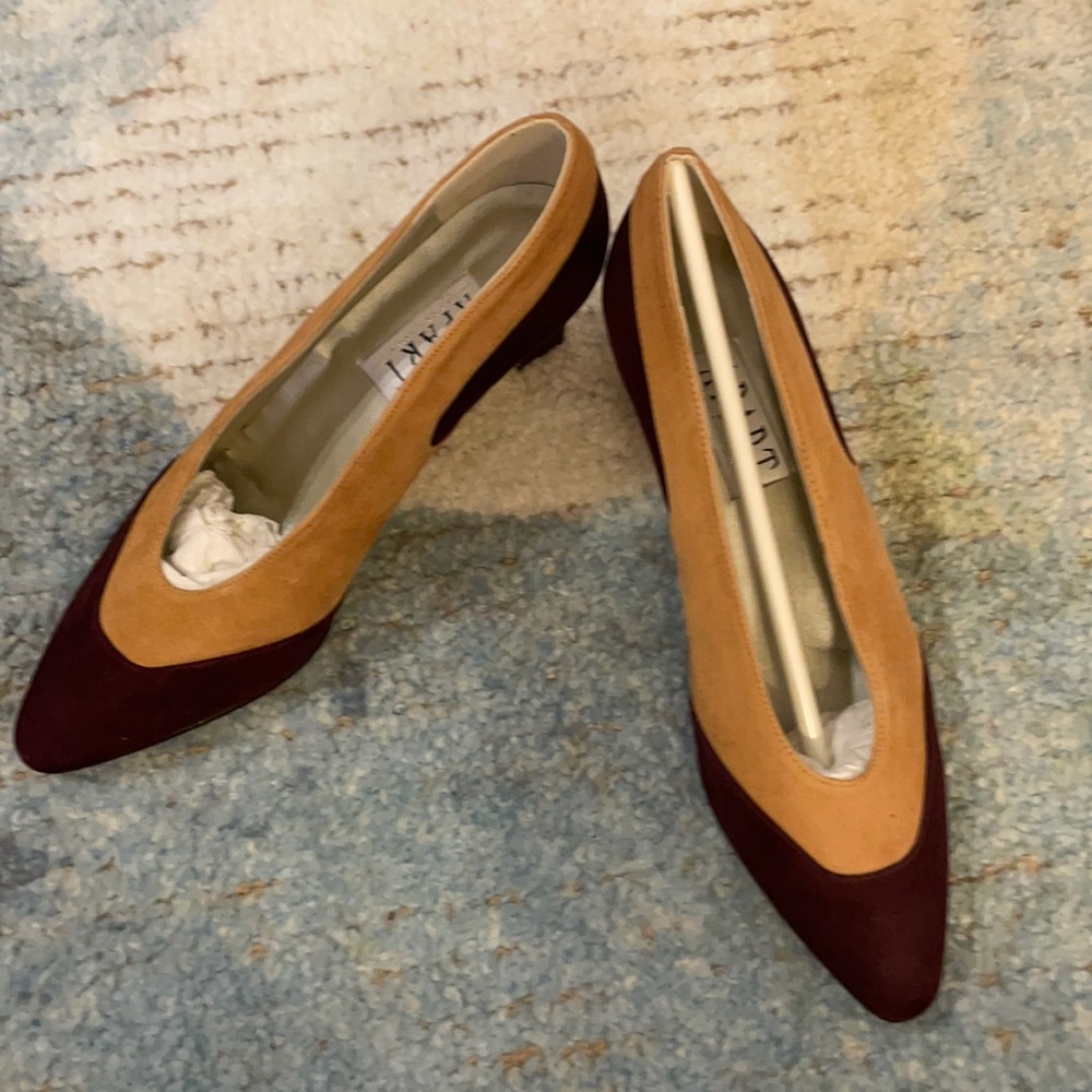 APART Suede Burgundy/Caramel 2.5 inch heel SZ 6